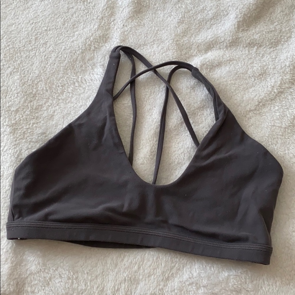 Lululemon sports bra